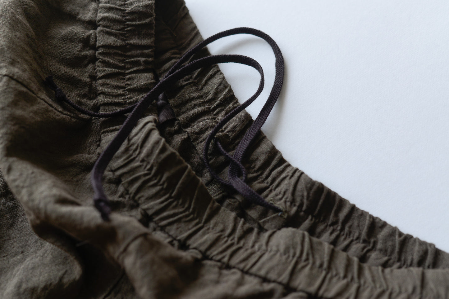 Linen Easy Tapered Pants Charcoal Gray