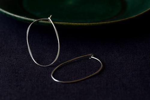 ピアス Oval Hoop S Silver