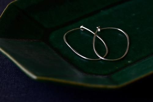 ピアス Oval Hoop S Silver