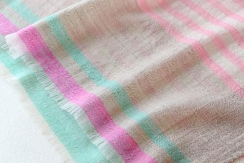 Handwoven Cashmere Stole Border Pink