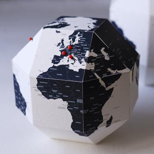 Pinable Globe M City