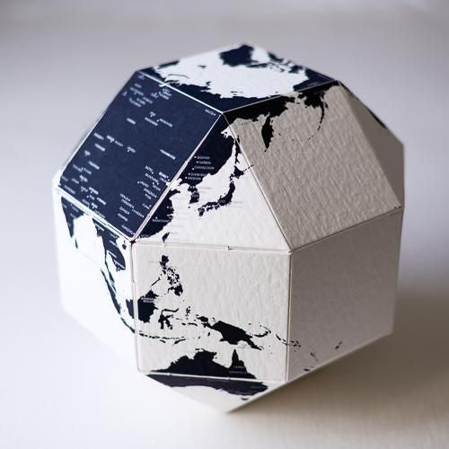 Pinable Globe M City