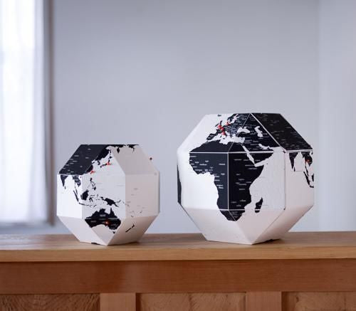 Pinable Globe M Country