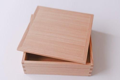 白木の一段重箱