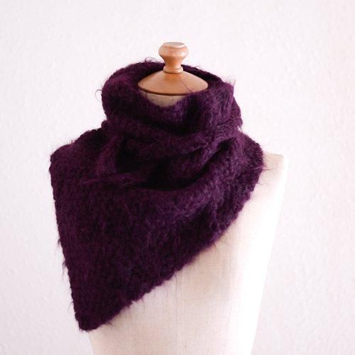 Suri Alpaca Wool Triangle Scarf Bordeaux