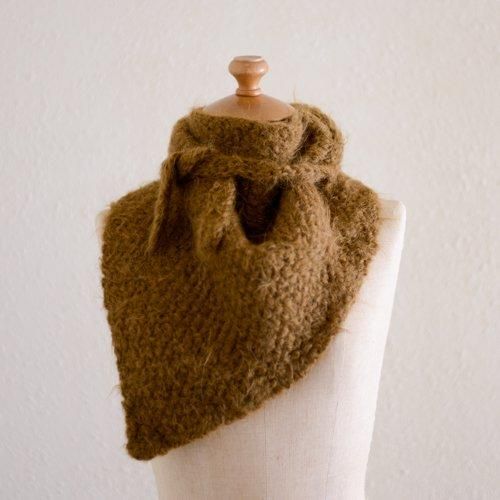 Mud Suri Alpaca Wool Triangle Scarf