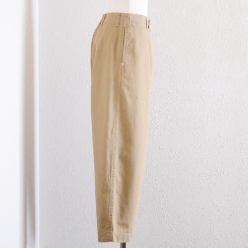 Cotton Herringbone Tuck Pants Beige