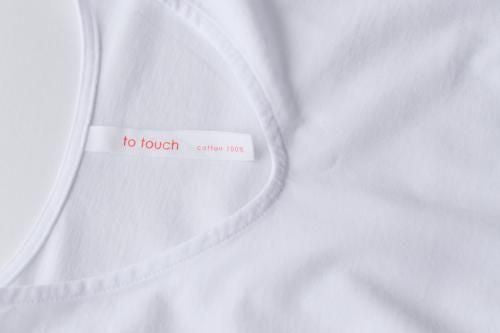 Soft cotton V-neck wide T-shirt White