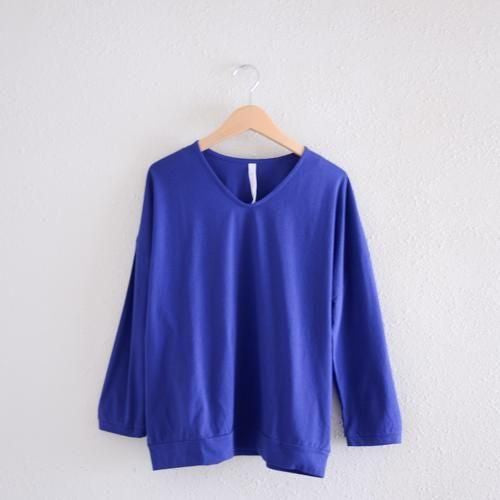 Soft cotton V-neck wide T-shirt in Dark Blue
