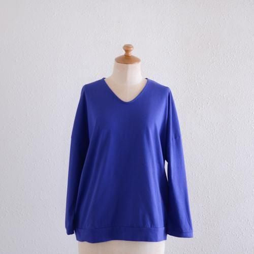 Soft cotton V-neck wide T-shirt in Dark Blue