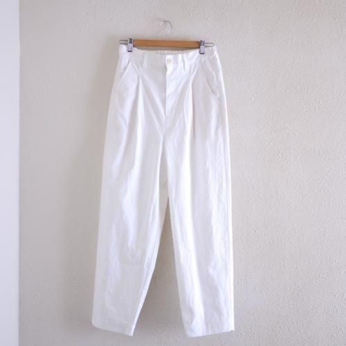 Organic Cotton Tapered Pants Off White