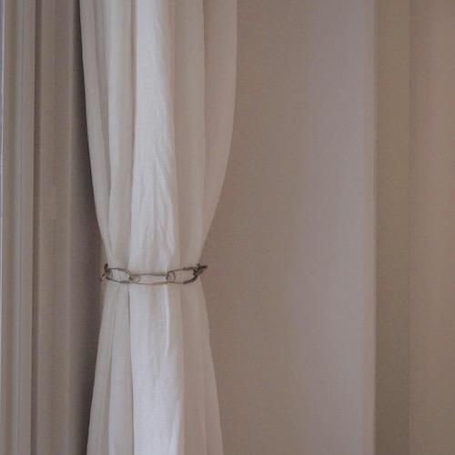 6 sets of brass safety pins