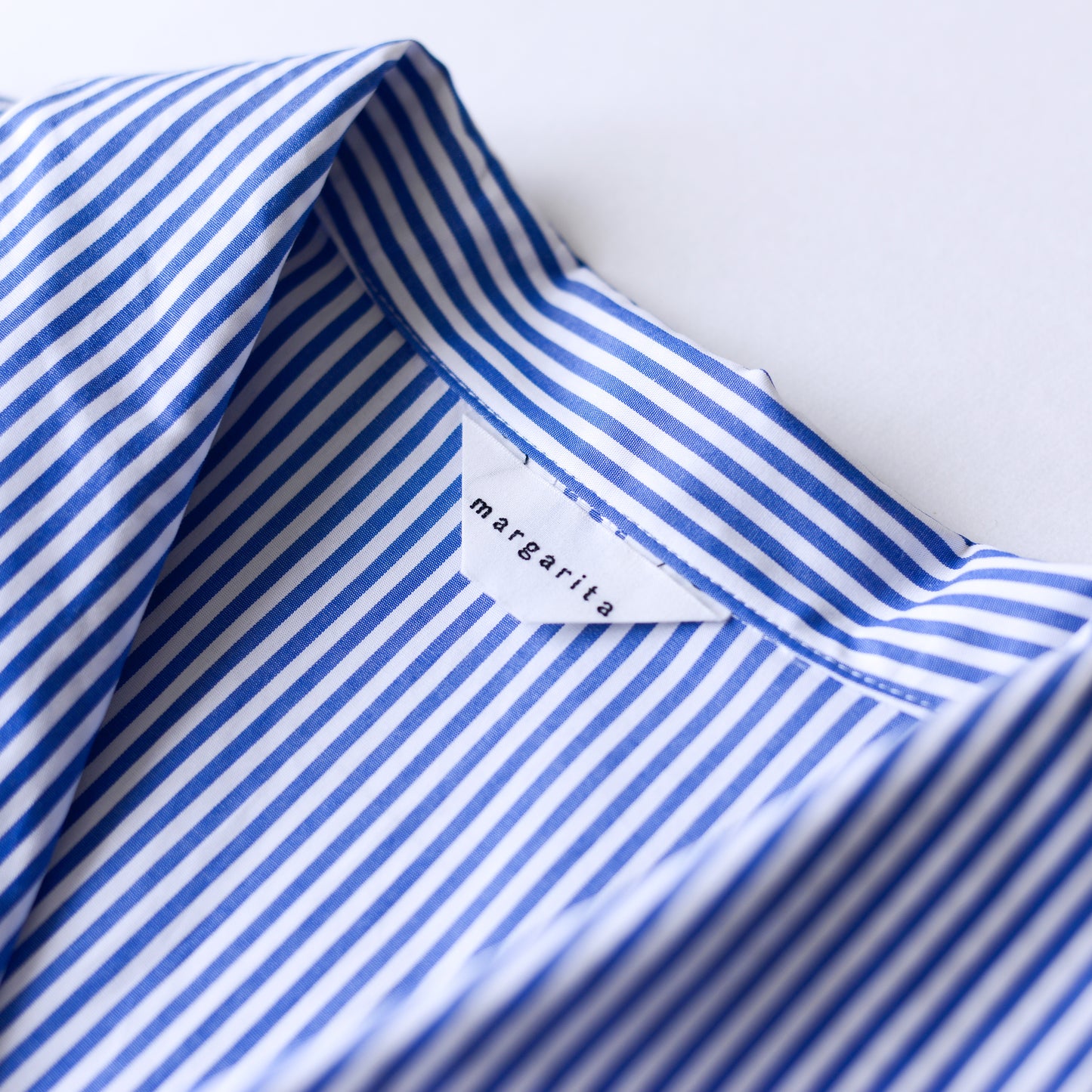 숄 칼라 랩 원피스 White×Navy