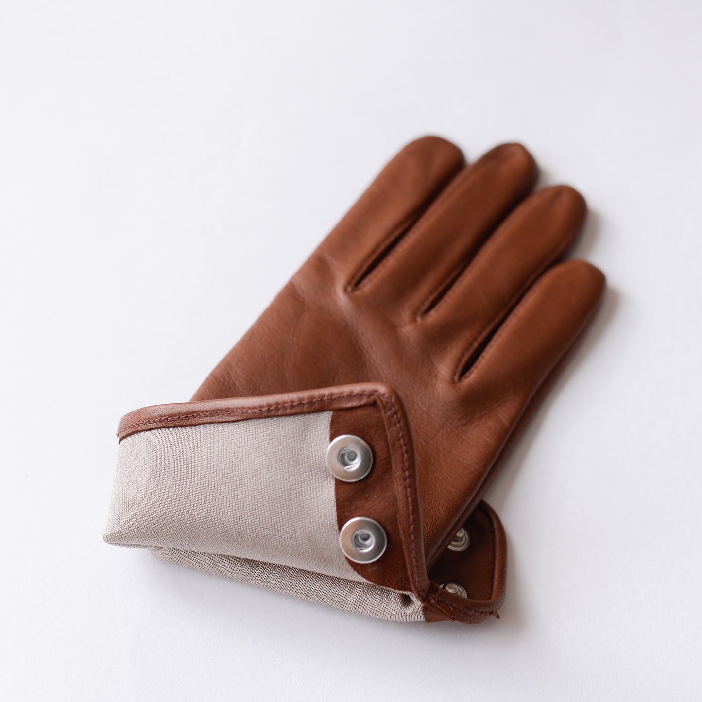 Silk-lined two-button leather gloves, Brown