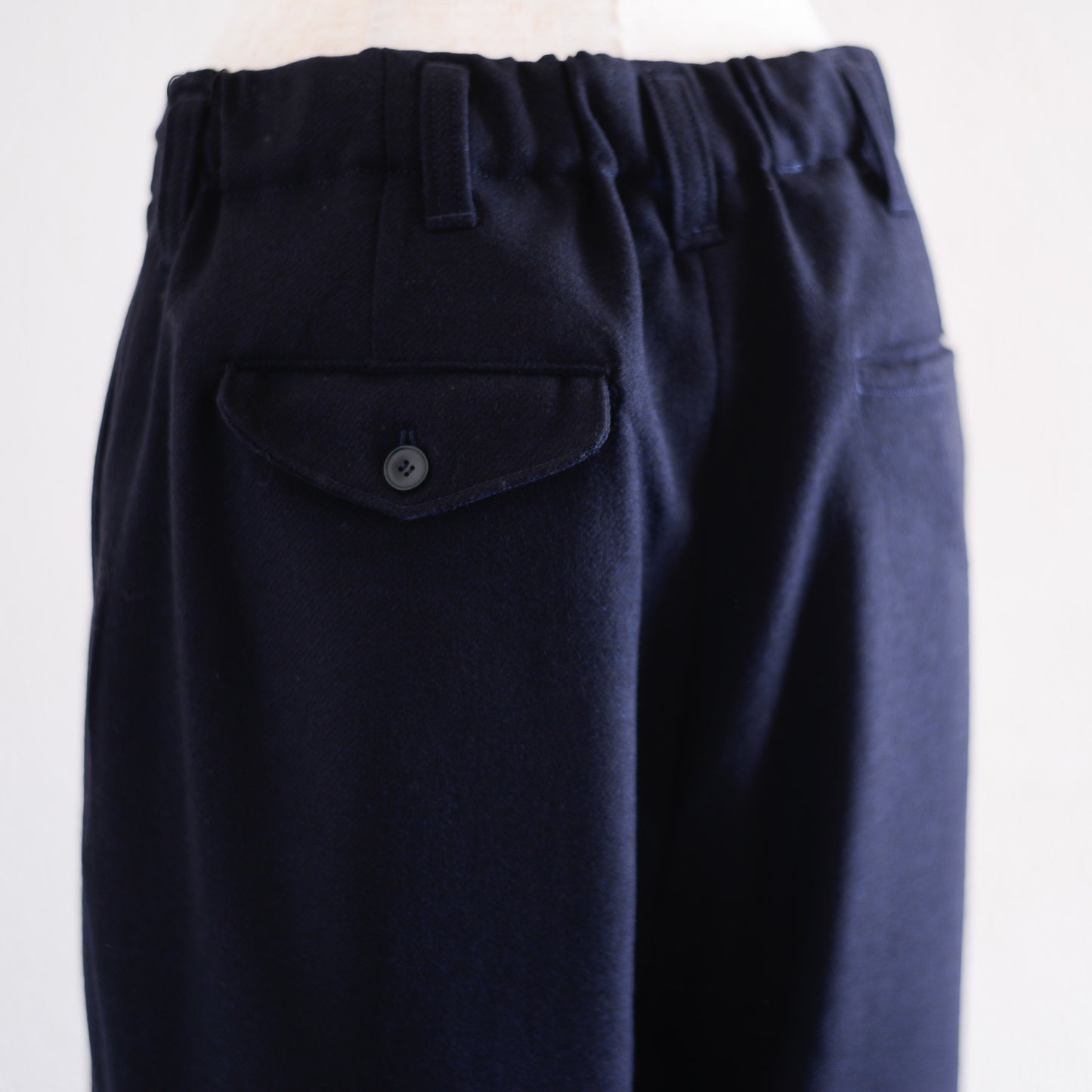 트위드 테이퍼드 팬츠 Black