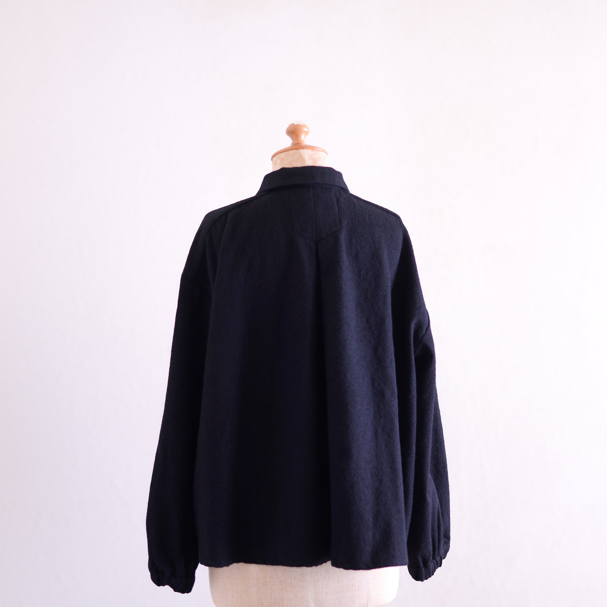 ウールプチカラーオーバーブラウス Black