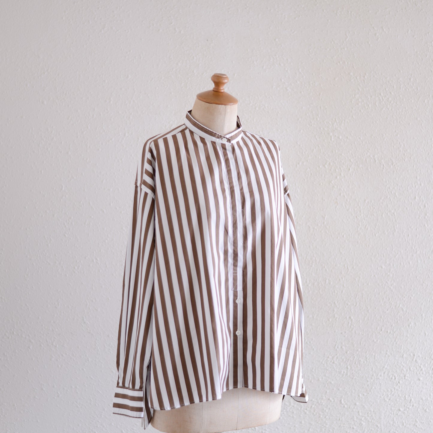 Cotton band collar striped shirt Off White x Brown