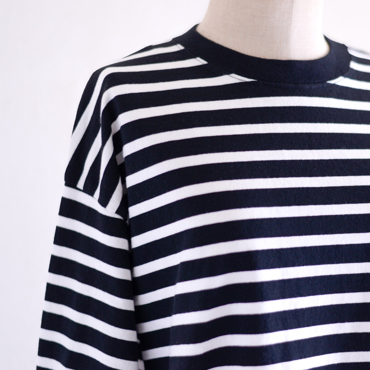 コットンボーダクルーネックプルオーバー Black × Off White