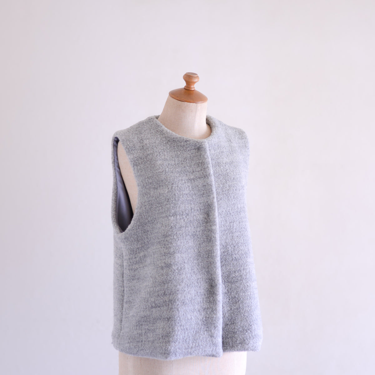 ブリティッシュウールコットンクルーベスト Gray