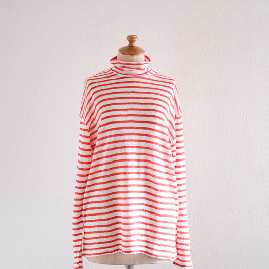 リネンボーダーハイネックプルオーバー Off White × Red