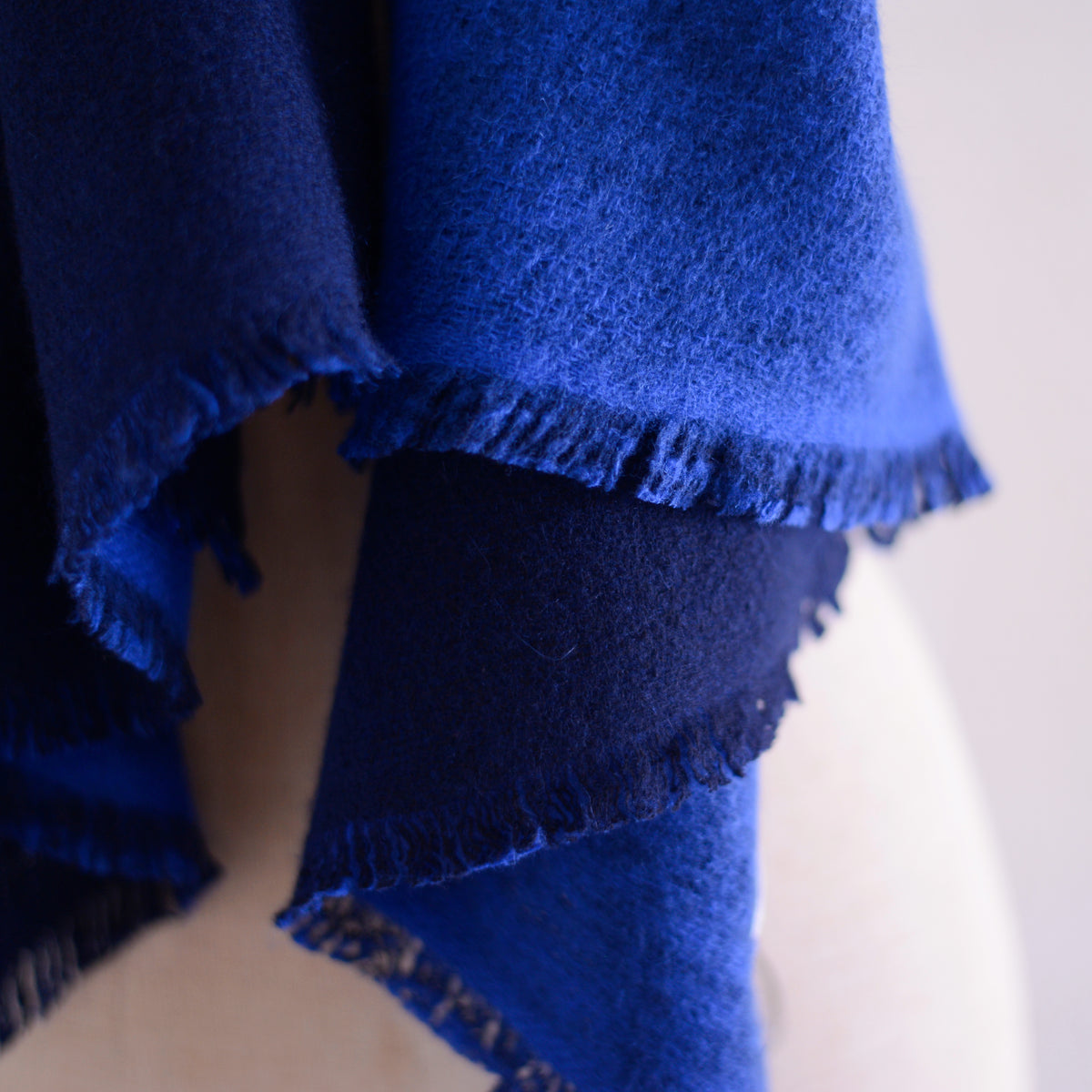 ダブルフェイスウールストール Navy ×Royal
