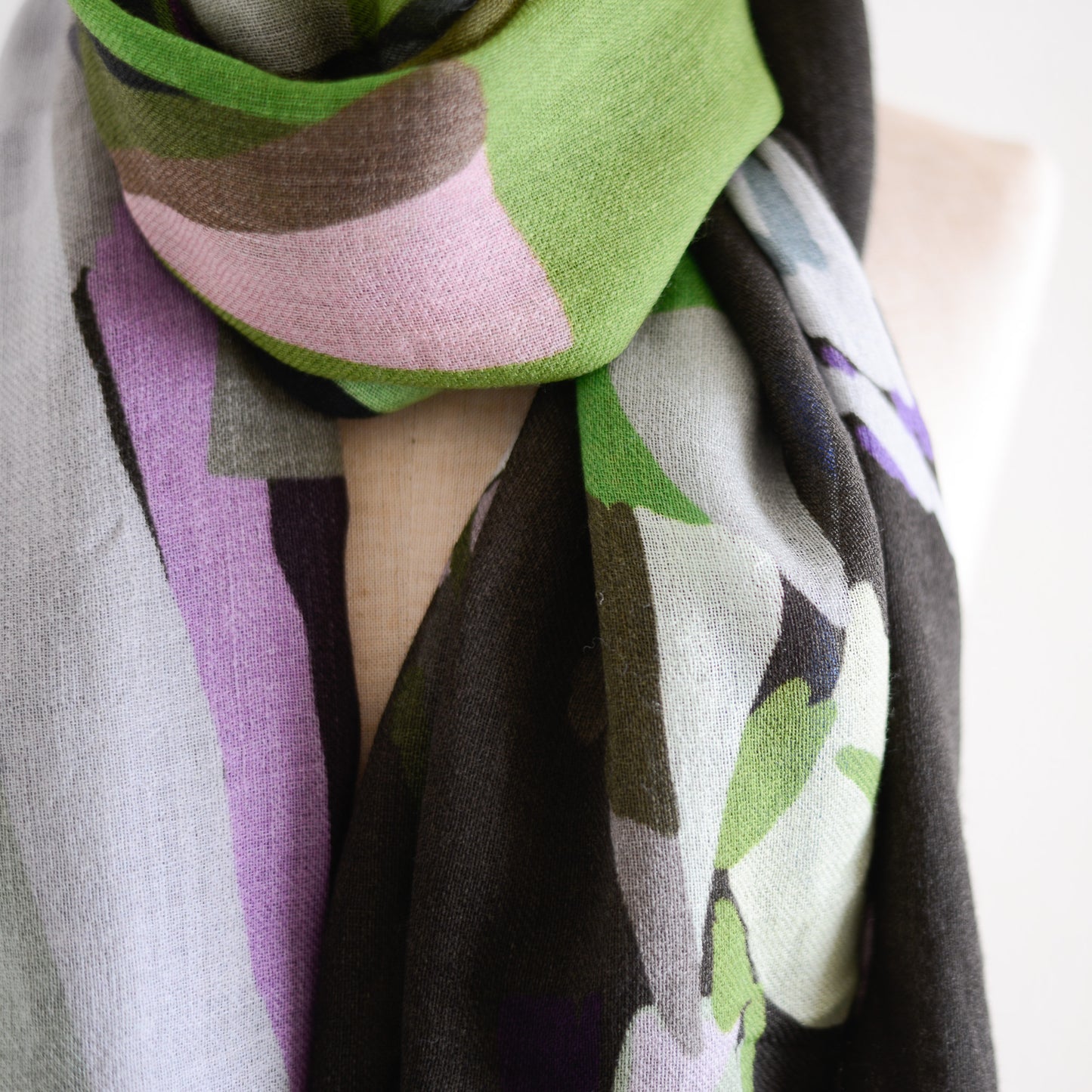 ウールヴェジタブルストール Asparagus