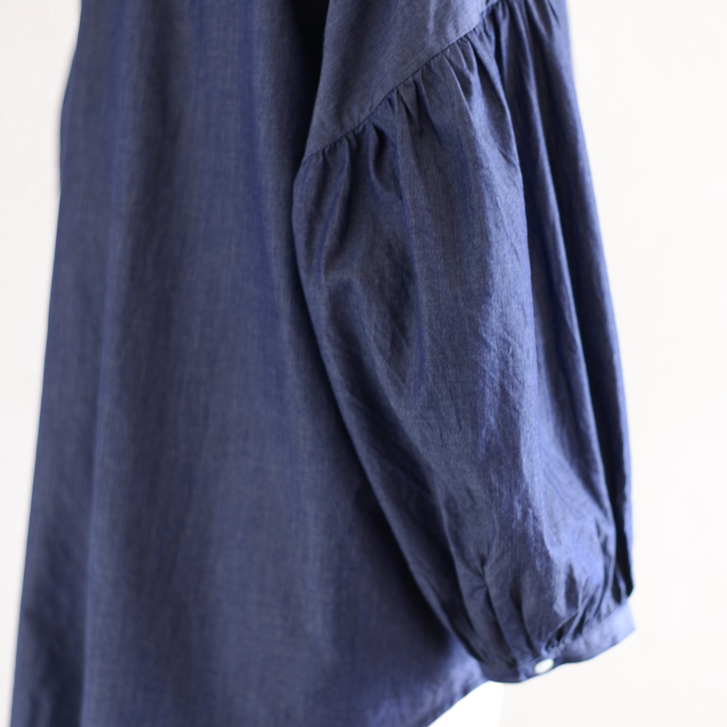 コットンパフスリーブブラウス Indigo