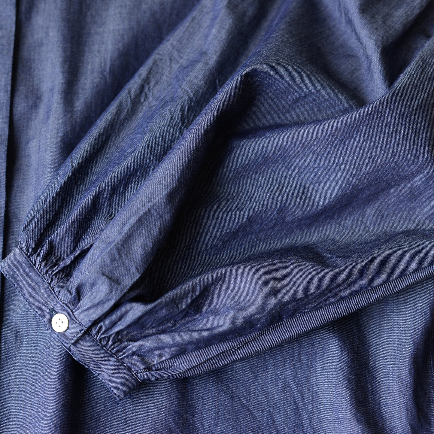 コットンパフスリーブブラウス Indigo