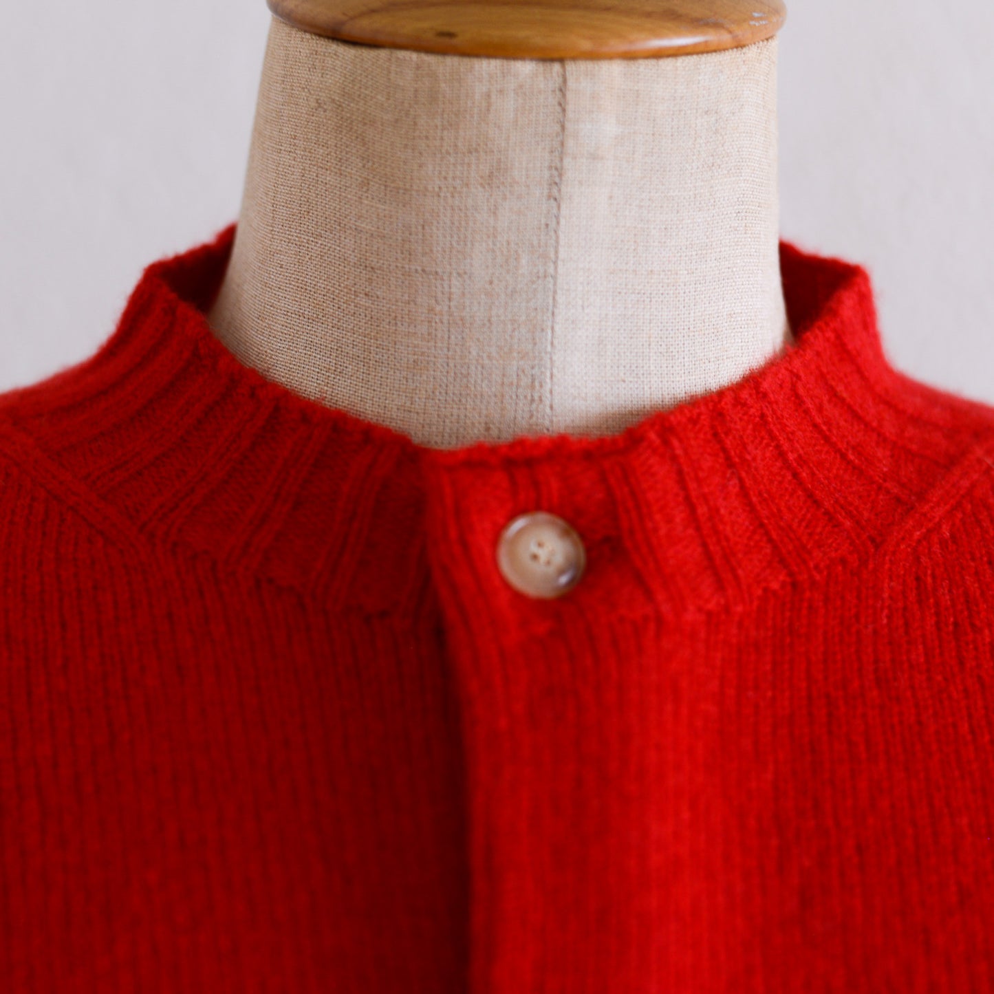 Wool cardigan Red