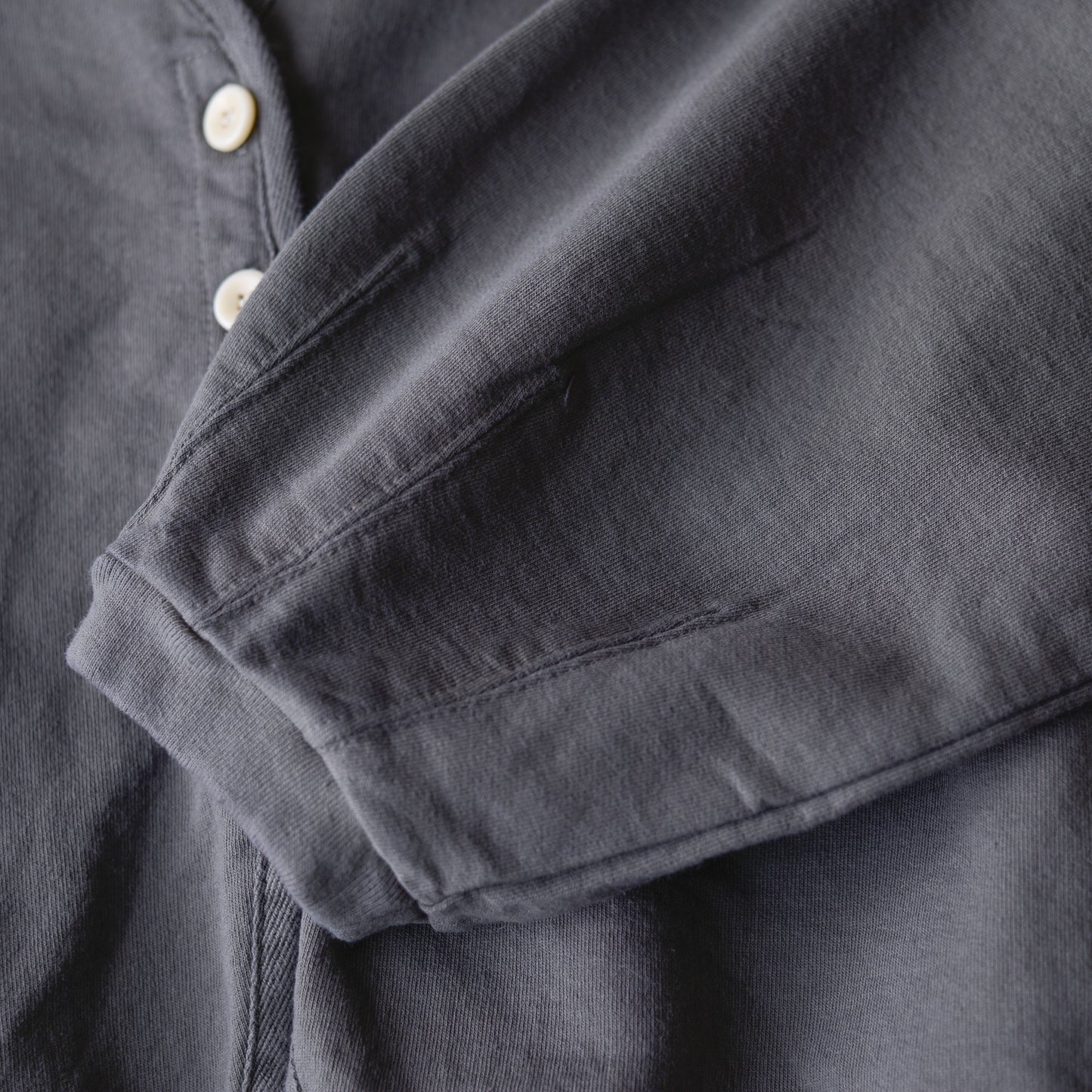 コットン裏毛Vネックカーディガン Charcoal Gray