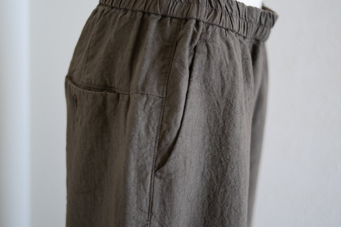 Linen Easy Tapered Pants Charcoal Gray