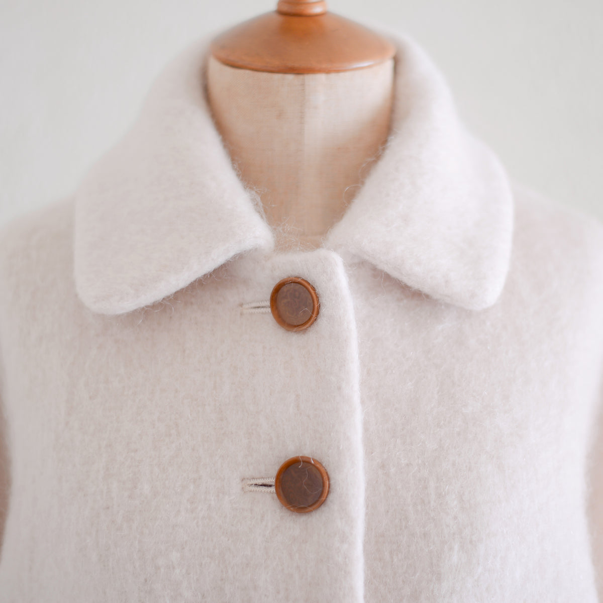 ウールシャギーマックコート Off White
