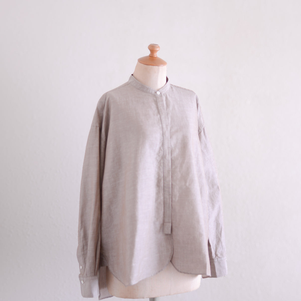 Cotton Linen Concealed Button Shirt Beige
