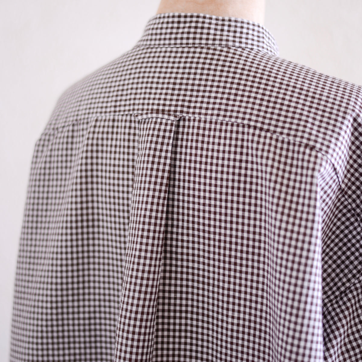 Cotton Linen Concealed Button Shirt Off White × Brown