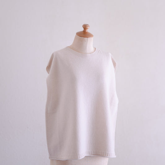 ウールバックスリットベスト Beige