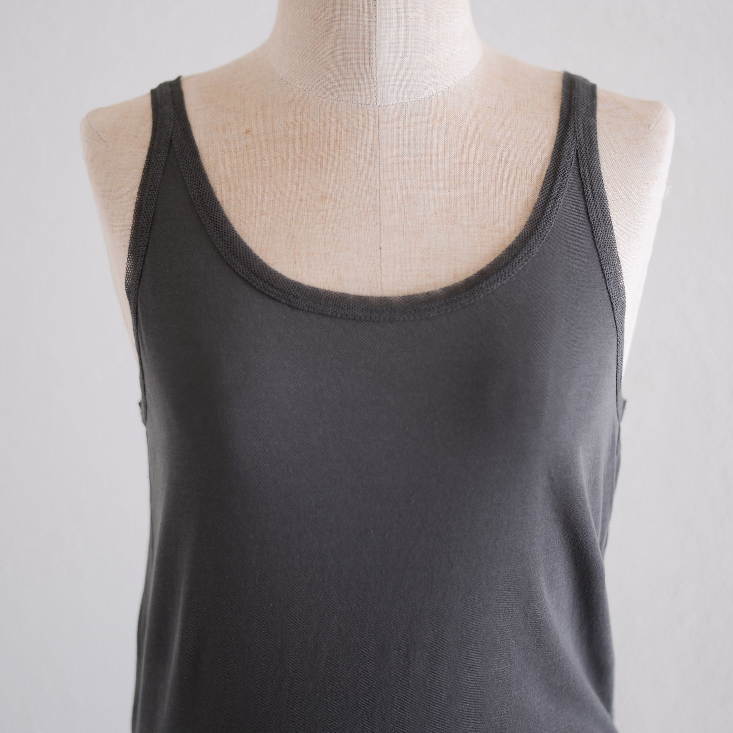 コットンチュールタンクトップ Charcoal Gray