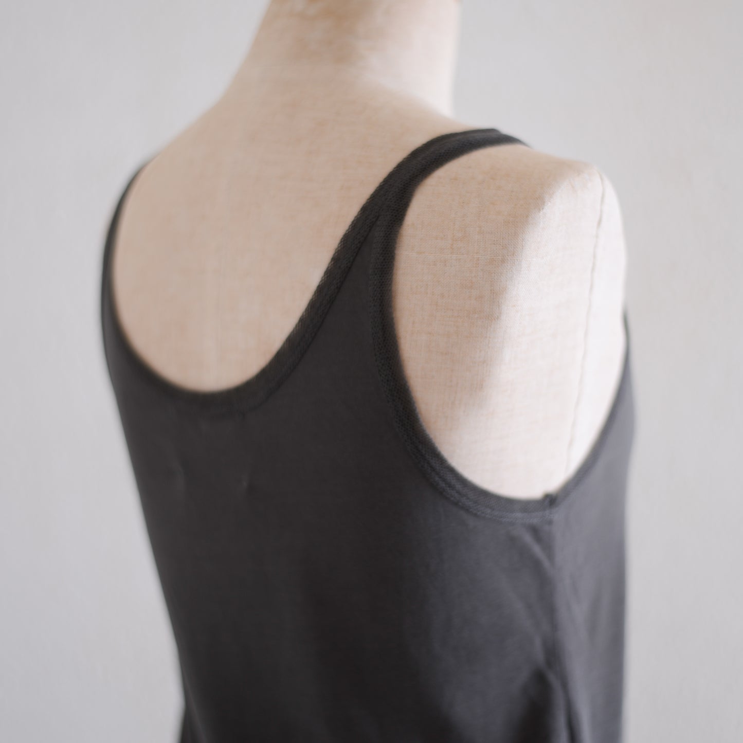 コットンチュールタンクトップ Charcoal Gray