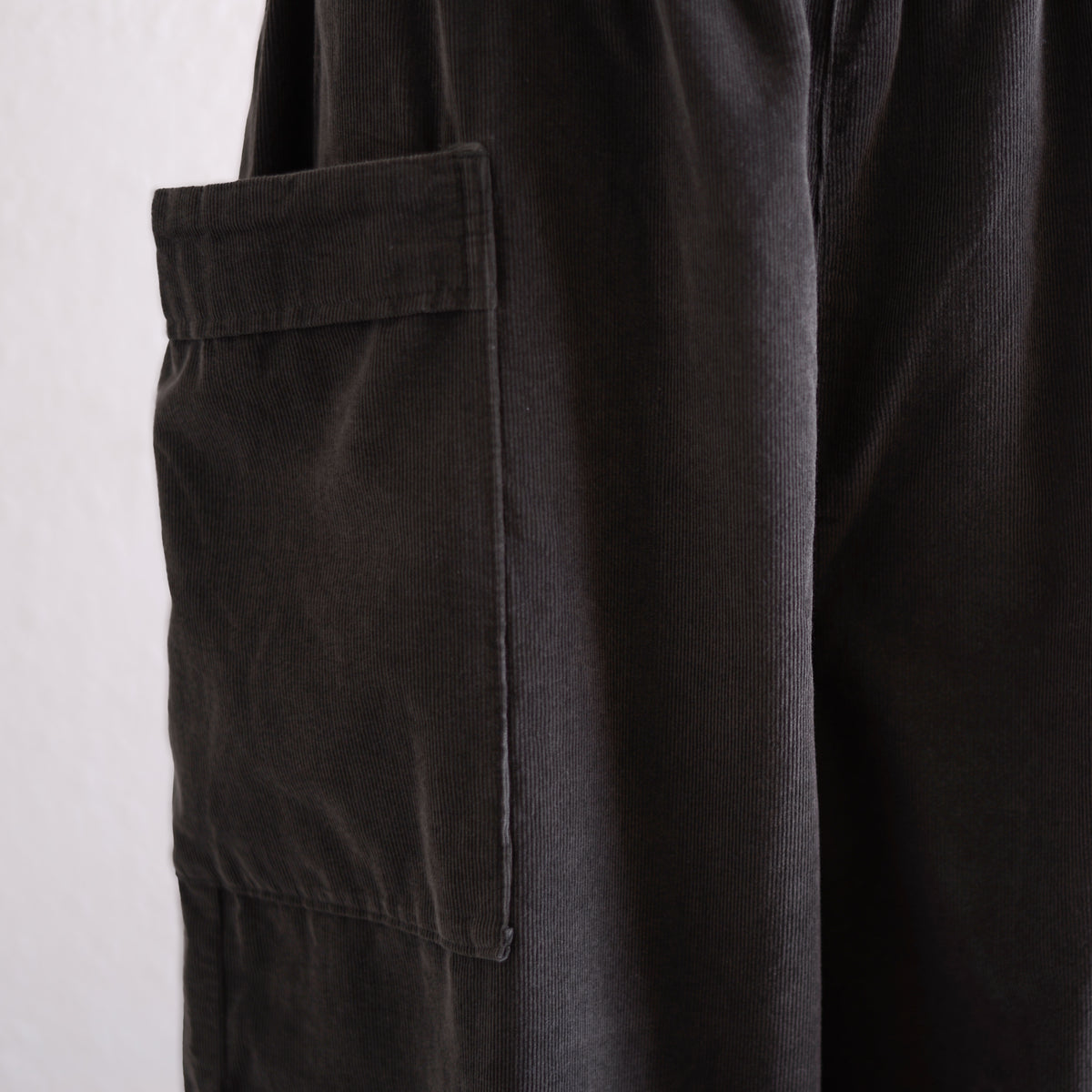 코튼 사이드 포켓 이지 팬츠 Charcoal Gray