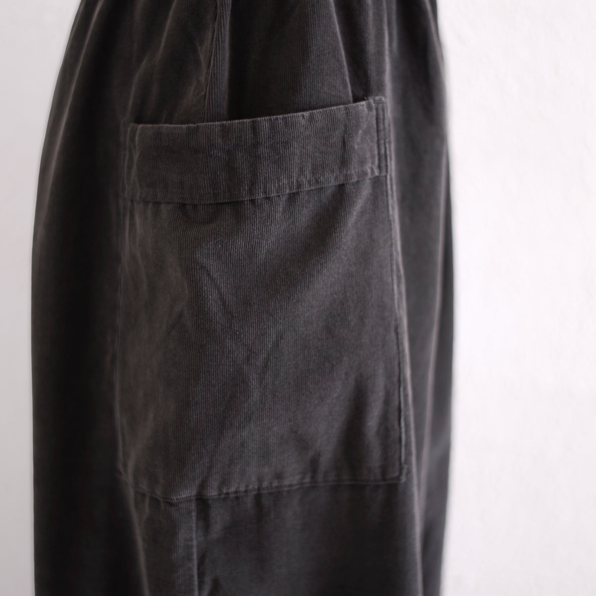 코튼 사이드 포켓 이지 팬츠 Charcoal Gray