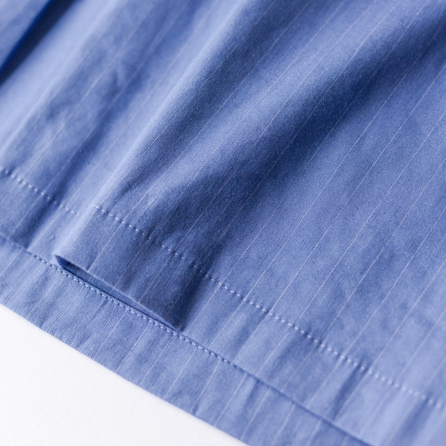 リネンレーヨンVネックタックプルオーバー Blue