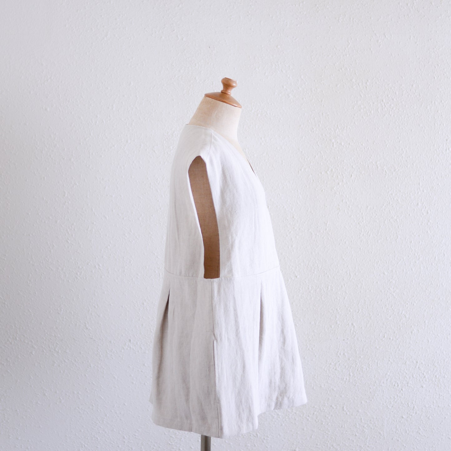 リネンVネックタックプルオーバー Natural