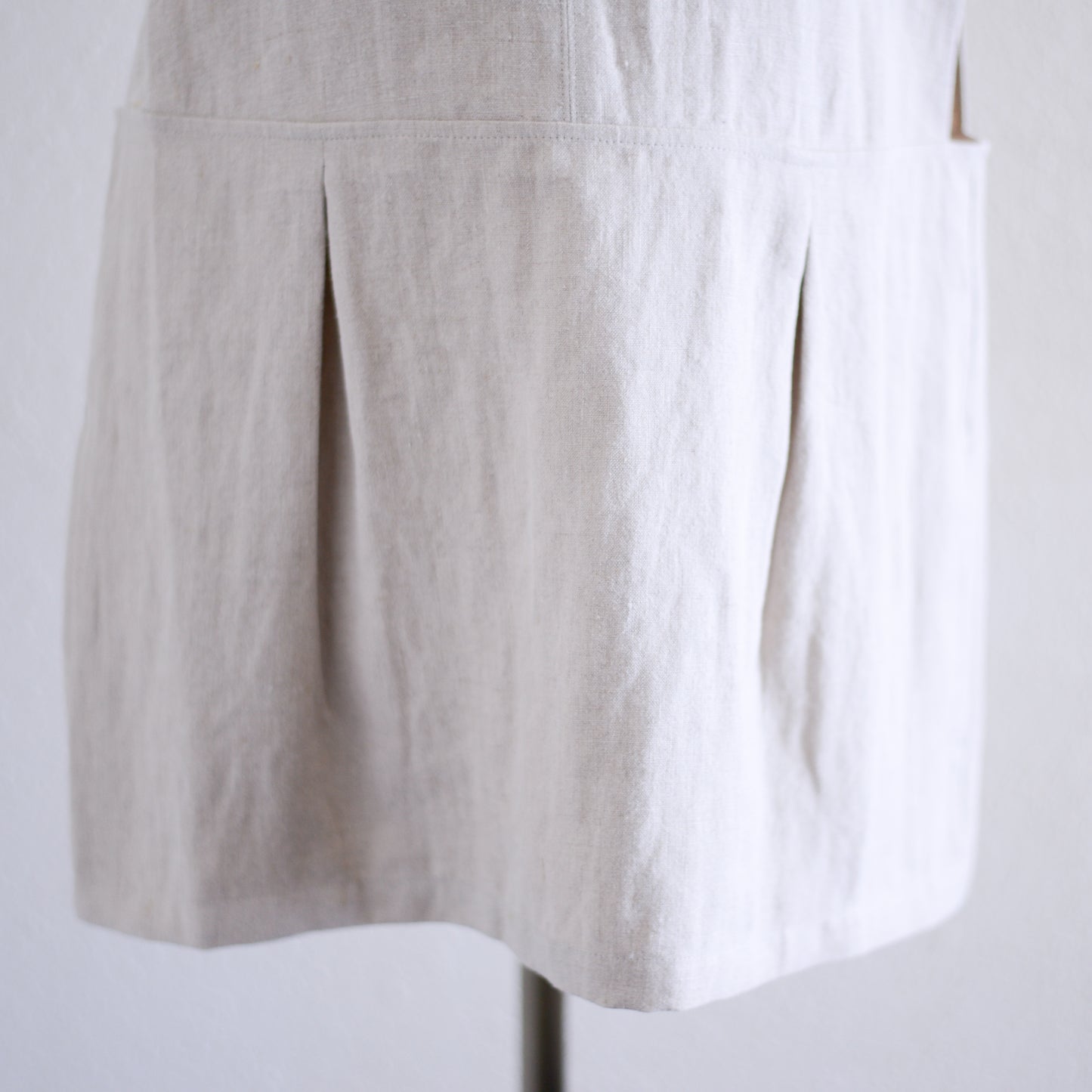 リネンVネックタックプルオーバー Natural