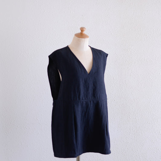 リネンVネックタックプルオーバー Black