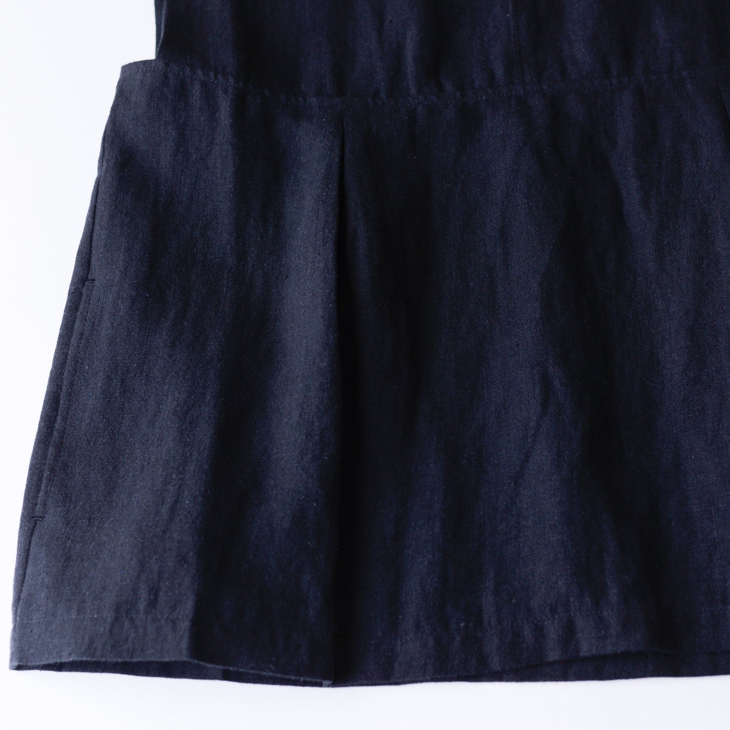 リネンVネックタックプルオーバー Black