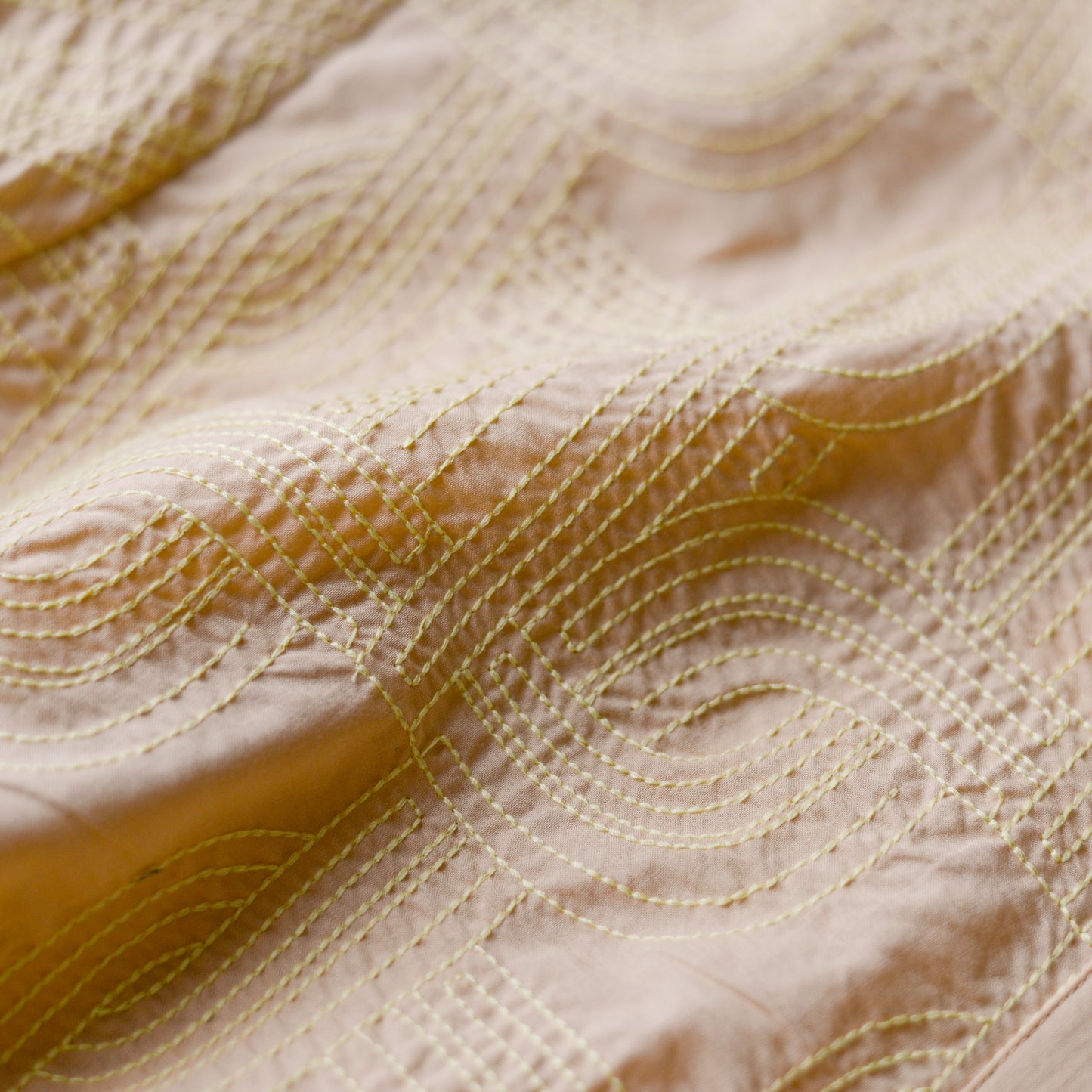 エンブロイダードコットンシャツ Peach