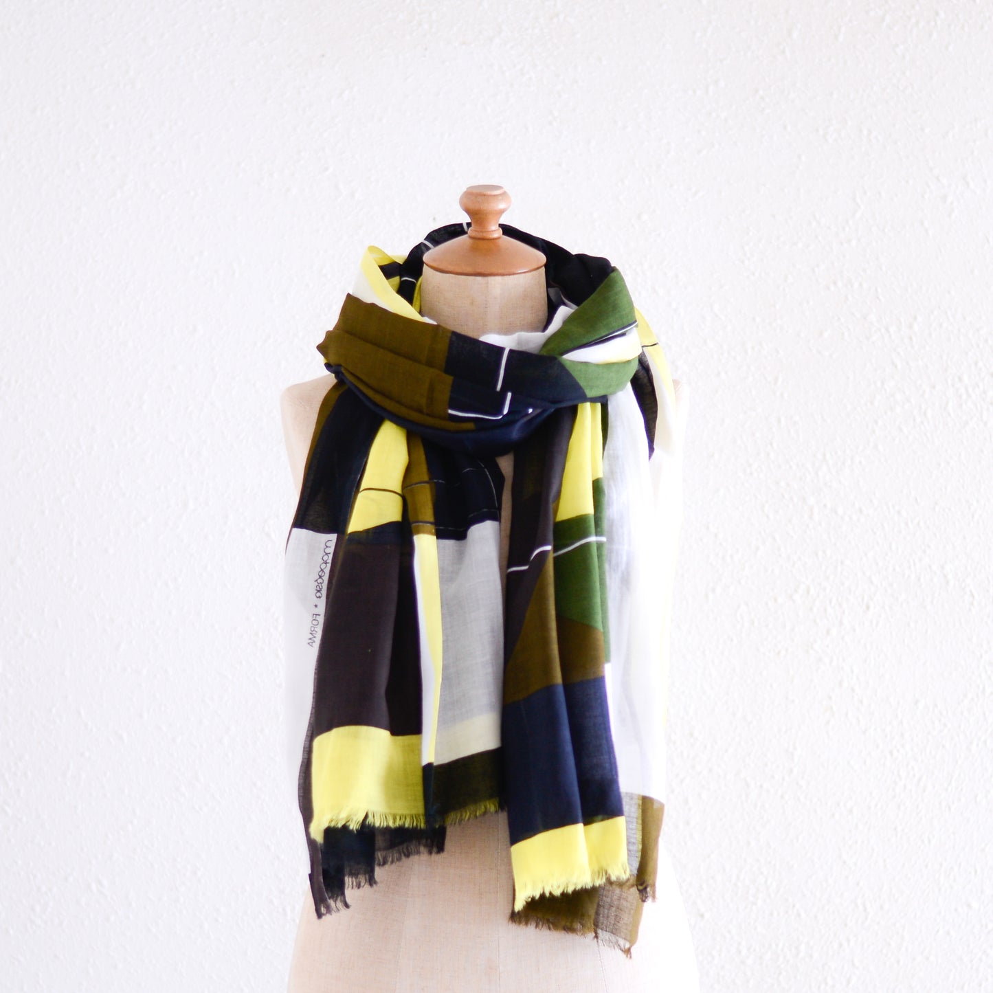 코튼 숄 라임 카키