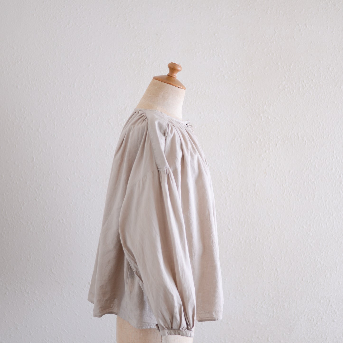 Beige Cotton Two-Way Embroidery Blouse