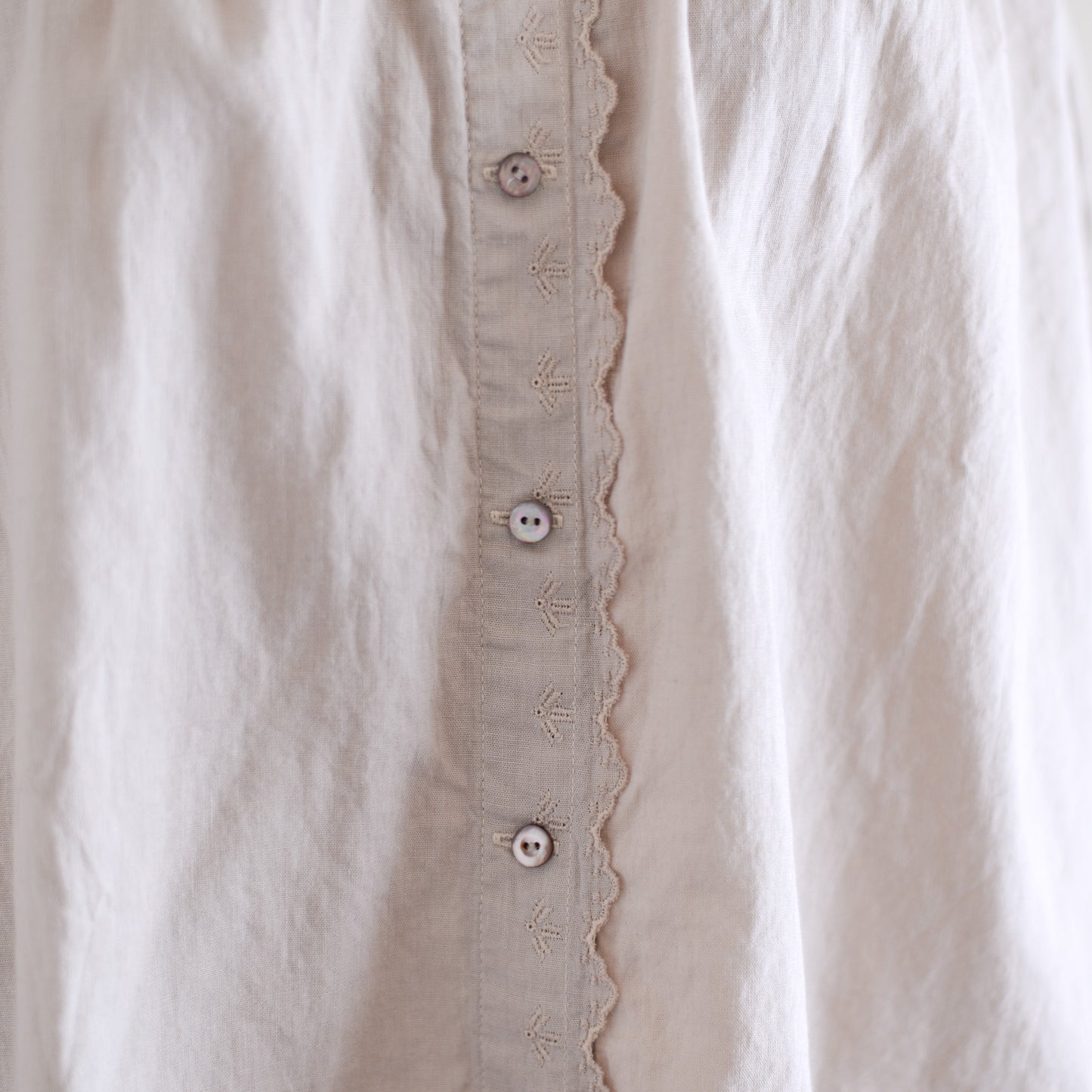 Beige Cotton Two-Way Embroidery Blouse