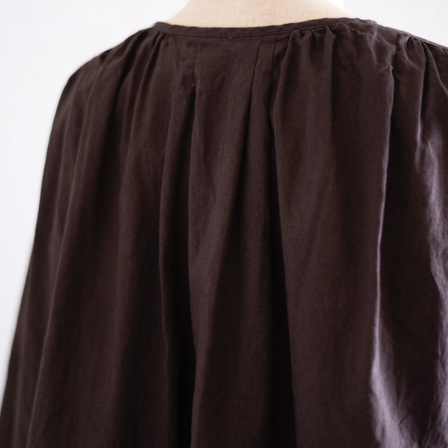 Cotton 2-way embroidered blouse, Brown