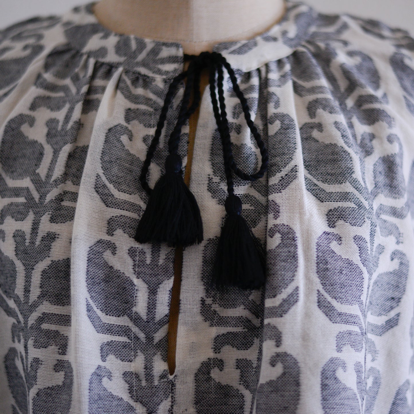 コットンジャガードスリーブレス Natural ×Black